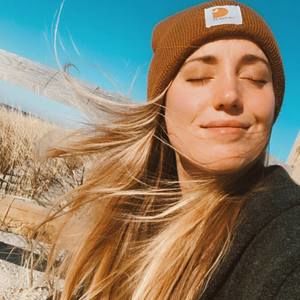 Meet your Posher, Meaghan